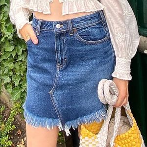 FP Bailey Mini Skirt- Size 31 (12)